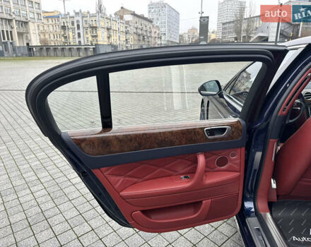 Синий Бентли Континенталь флаинг спур, объемом двигателя 6 л и пробегом 31 тыс. км за 69999 $, фото 25 на Automoto.ua