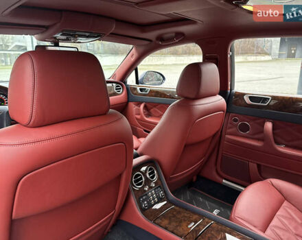 Синий Бентли Континенталь флаинг спур, объемом двигателя 6 л и пробегом 31 тыс. км за 69999 $, фото 29 на Automoto.ua