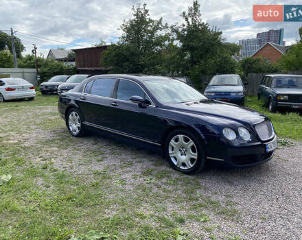 Синій Бентлі Continental Flying Spur, об'ємом двигуна 6 л та пробігом 128 тис. км за 17500 $, фото 1 на Automoto.ua
