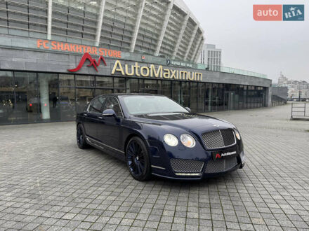 Синий Бентли Континенталь флаинг спур, объемом двигателя 6 л и пробегом 31 тыс. км за 69999 $, фото 1 на Automoto.ua