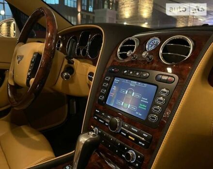 Білий Бентлі Continental GT, об'ємом двигуна 6 л та пробігом 14 тис. км за 76500 $, фото 18 на Automoto.ua