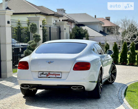 Білий Бентлі Continental GT, об'ємом двигуна 4 л та пробігом 33 тис. км за 85000 $, фото 17 на Automoto.ua