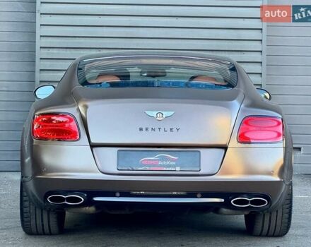 Белый Бентли Континенталь ГТ, объемом двигателя 3.99 л и пробегом 52 тыс. км за 69900 $, фото 7 на Automoto.ua