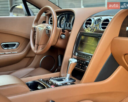 Белый Бентли Континенталь ГТ, объемом двигателя 3.99 л и пробегом 52 тыс. км за 69900 $, фото 36 на Automoto.ua