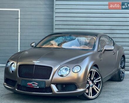 Белый Бентли Континенталь ГТ, объемом двигателя 3.99 л и пробегом 52 тыс. км за 69900 $, фото 1 на Automoto.ua