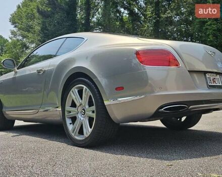 Бежевий Бентлі Continental GT, об'ємом двигуна 6 л та пробігом 106 тис. км за 38000 $, фото 5 на Automoto.ua