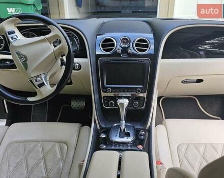 Бежевий Бентлі Continental GT, об'ємом двигуна 6 л та пробігом 106 тис. км за 38000 $, фото 8 на Automoto.ua