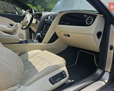 Бежевий Бентлі Continental GT, об'ємом двигуна 6 л та пробігом 106 тис. км за 38000 $, фото 11 на Automoto.ua