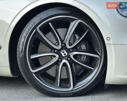 Бежевий Бентлі Continental GT, об'ємом двигуна 6 л та пробігом 27 тис. км за 189000 $, фото 35 на Automoto.ua
