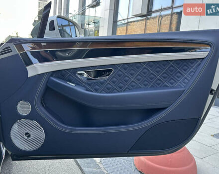 Бежевий Бентлі Continental GT, об'ємом двигуна 6 л та пробігом 27 тис. км за 189000 $, фото 64 на Automoto.ua