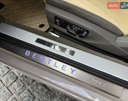 Бежевий Бентлі Continental GT, об'ємом двигуна 6 л та пробігом 28 тис. км за 169900 $, фото 18 на Automoto.ua