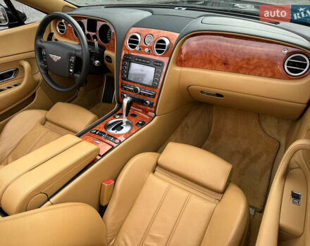 Чорний Бентлі Continental GT, об'ємом двигуна 6 л та пробігом 64 тис. км за 34500 $, фото 60 на Automoto.ua