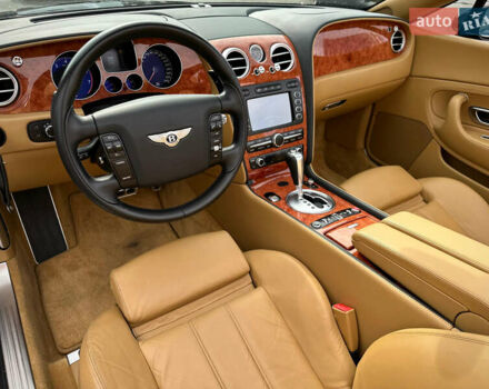 Чорний Бентлі Continental GT, об'ємом двигуна 6 л та пробігом 64 тис. км за 34500 $, фото 41 на Automoto.ua
