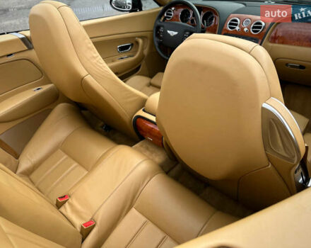 Чорний Бентлі Continental GT, об'ємом двигуна 6 л та пробігом 64 тис. км за 34500 $, фото 65 на Automoto.ua