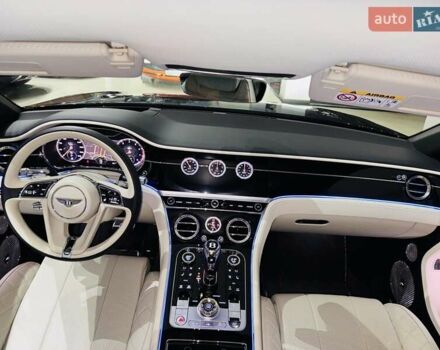 Чорний Бентлі Continental GT, об'ємом двигуна 6 л та пробігом 16 тис. км за 199900 $, фото 151 на Automoto.ua