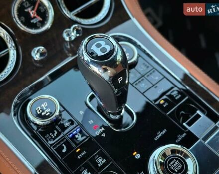 Чорний Бентлі Continental GT, об'ємом двигуна 4 л та пробігом 32 тис. км за 199900 $, фото 93 на Automoto.ua