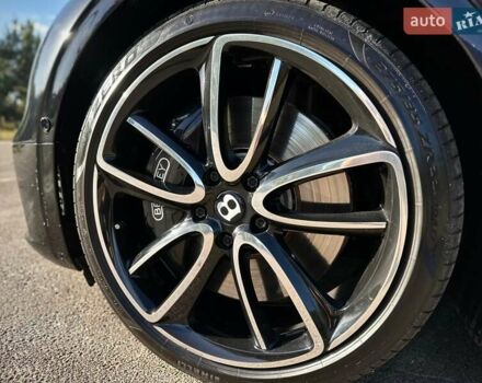 Чорний Бентлі Continental GT, об'ємом двигуна 4 л та пробігом 32 тис. км за 199900 $, фото 39 на Automoto.ua