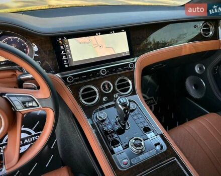 Чорний Бентлі Continental GT, об'ємом двигуна 4 л та пробігом 32 тис. км за 199900 $, фото 80 на Automoto.ua