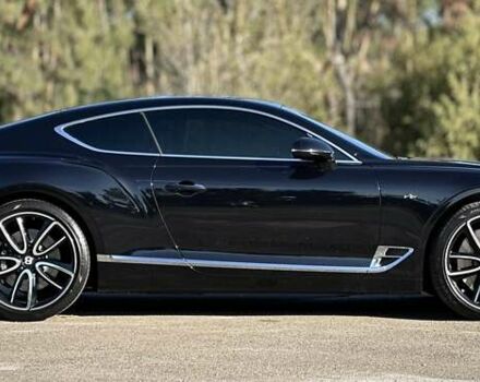 Чорний Бентлі Continental GT, об'ємом двигуна 4 л та пробігом 32 тис. км за 199900 $, фото 23 на Automoto.ua