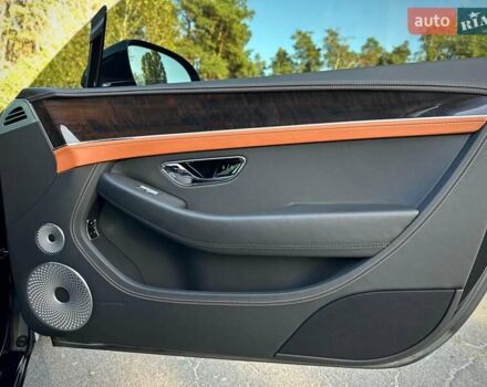 Чорний Бентлі Continental GT, об'ємом двигуна 4 л та пробігом 32 тис. км за 199900 $, фото 72 на Automoto.ua