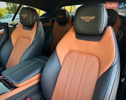 Чорний Бентлі Continental GT, об'ємом двигуна 4 л та пробігом 32 тис. км за 199900 $, фото 65 на Automoto.ua