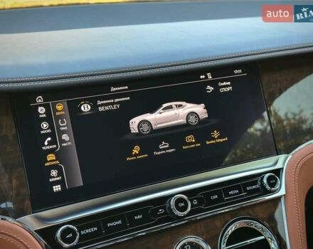 Чорний Бентлі Continental GT, об'ємом двигуна 4 л та пробігом 32 тис. км за 199900 $, фото 94 на Automoto.ua