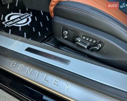 Чорний Бентлі Continental GT, об'ємом двигуна 4 л та пробігом 32 тис. км за 199900 $, фото 50 на Automoto.ua