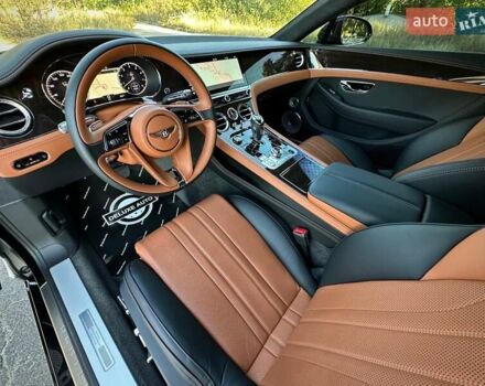 Чорний Бентлі Continental GT, об'ємом двигуна 4 л та пробігом 32 тис. км за 199900 $, фото 58 на Automoto.ua