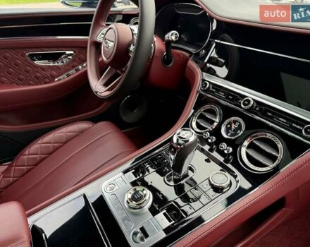 Чорний Бентлі Continental GT, об'ємом двигуна 4 л та пробігом 11 тис. км за 255820 $, фото 10 на Automoto.ua