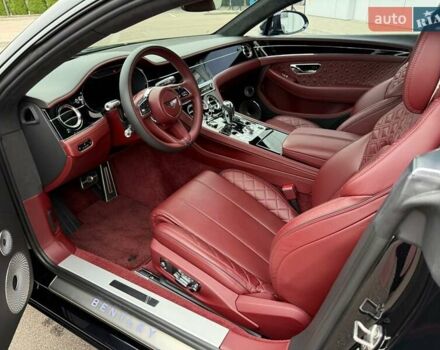 Чорний Бентлі Continental GT, об'ємом двигуна 4 л та пробігом 11 тис. км за 255820 $, фото 12 на Automoto.ua