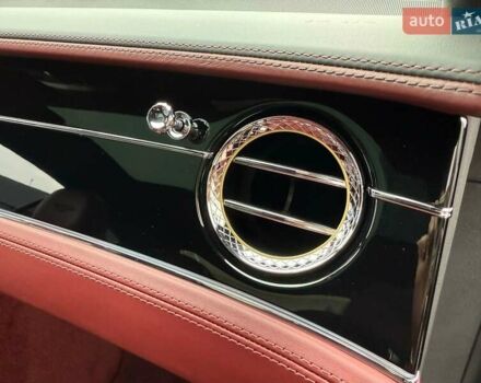 Чорний Бентлі Continental GT, об'ємом двигуна 4 л та пробігом 11 тис. км за 255820 $, фото 9 на Automoto.ua