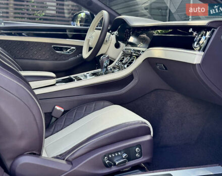 Фіолетовий Бентлі Continental GT, об'ємом двигуна 4 л та пробігом 29 тис. км за 239900 $, фото 30 на Automoto.ua