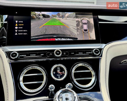 Фіолетовий Бентлі Continental GT, об'ємом двигуна 4 л та пробігом 29 тис. км за 239900 $, фото 46 на Automoto.ua