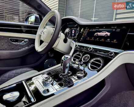 Фіолетовий Бентлі Continental GT, об'ємом двигуна 4 л та пробігом 29 тис. км за 239900 $, фото 35 на Automoto.ua
