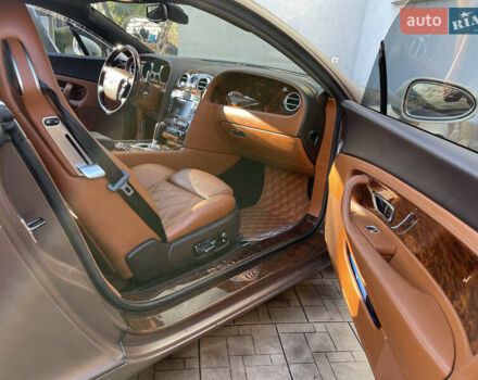 Коричневий Бентлі Continental GT, об'ємом двигуна 6 л та пробігом 72 тис. км за 26000 $, фото 25 на Automoto.ua