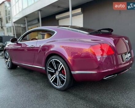 Червоний Бентлі Continental GT, об'ємом двигуна 6 л та пробігом 32 тис. км за 79900 $, фото 28 на Automoto.ua