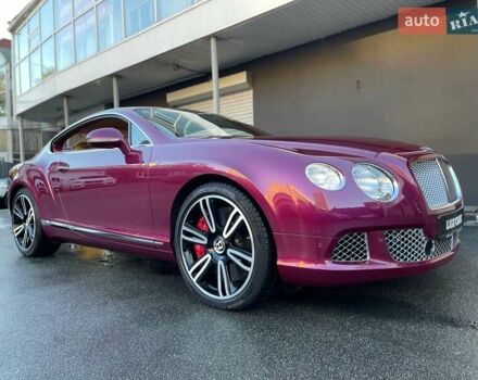 Червоний Бентлі Continental GT, об'ємом двигуна 6 л та пробігом 32 тис. км за 79900 $, фото 9 на Automoto.ua
