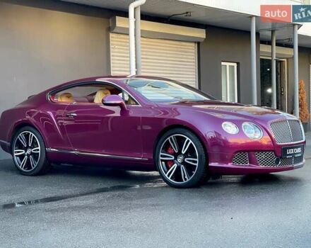 Красный Бентли Континенталь ГТ, объемом двигателя 6 л и пробегом 32 тыс. км за 79900 $, фото 8 на Automoto.ua