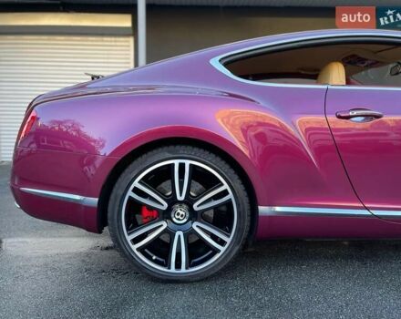Червоний Бентлі Continental GT, об'ємом двигуна 6 л та пробігом 32 тис. км за 79900 $, фото 17 на Automoto.ua
