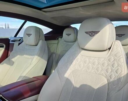 Червоний Бентлі Continental GT, об'ємом двигуна 4 л та пробігом 38 тис. км за 232563 $, фото 10 на Automoto.ua
