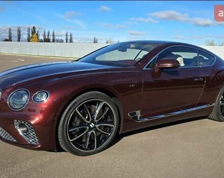 Червоний Бентлі Continental GT, об'ємом двигуна 4 л та пробігом 38 тис. км за 232563 $, фото 2 на Automoto.ua