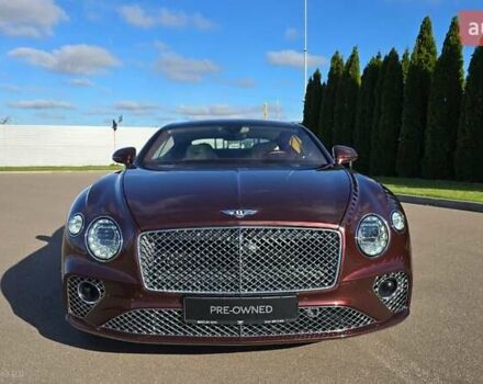 Червоний Бентлі Continental GT, об'ємом двигуна 4 л та пробігом 38 тис. км за 232563 $, фото 6 на Automoto.ua