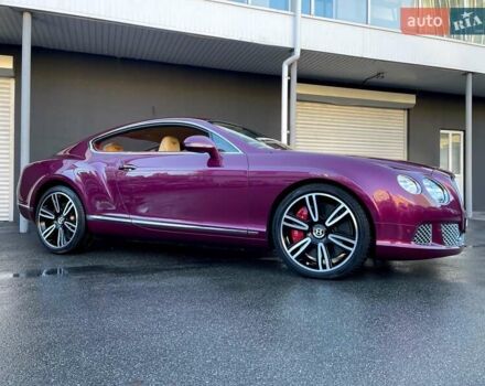 Червоний Бентлі Continental GT, об'ємом двигуна 6 л та пробігом 32 тис. км за 79900 $, фото 1 на Automoto.ua