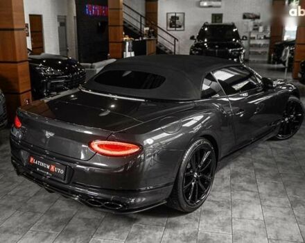 Бентлі Continental GT, об'ємом двигуна 4 л та пробігом 11 тис. км за 250000 $, фото 6 на Automoto.ua
