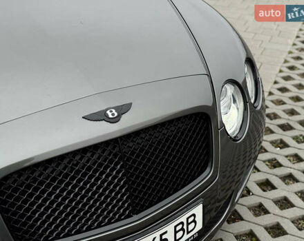Серый Бентли Континенталь ГТ, объемом двигателя 6 л и пробегом 100 тыс. км за 46500 $, фото 16 на Automoto.ua