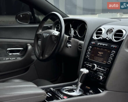 Серый Бентли Континенталь ГТ, объемом двигателя 6 л и пробегом 100 тыс. км за 46500 $, фото 49 на Automoto.ua