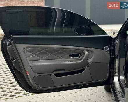 Серый Бентли Континенталь ГТ, объемом двигателя 6 л и пробегом 100 тыс. км за 46500 $, фото 22 на Automoto.ua