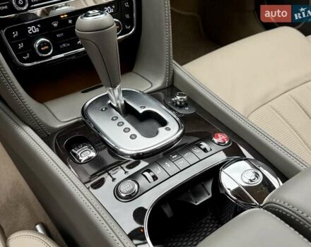 Серый Бентли Континенталь ГТ, объемом двигателя 6 л и пробегом 34 тыс. км за 52950 $, фото 107 на Automoto.ua