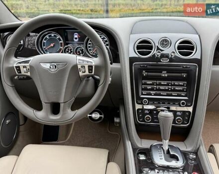 Серый Бентли Континенталь ГТ, объемом двигателя 6 л и пробегом 34 тыс. км за 52950 $, фото 87 на Automoto.ua