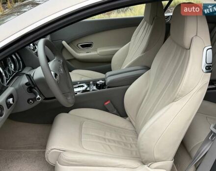 Серый Бентли Континенталь ГТ, объемом двигателя 6 л и пробегом 34 тыс. км за 52950 $, фото 69 на Automoto.ua